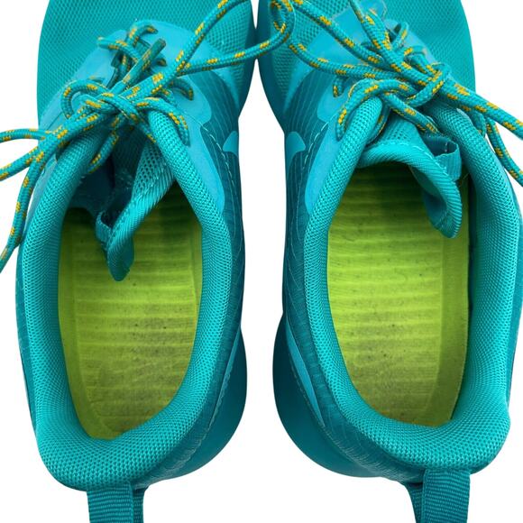 NIKE Womens Roshe Run Shoes Hyperfuse HYP Mint Green 642233-300 US 7.5 - Picture 10 of 11